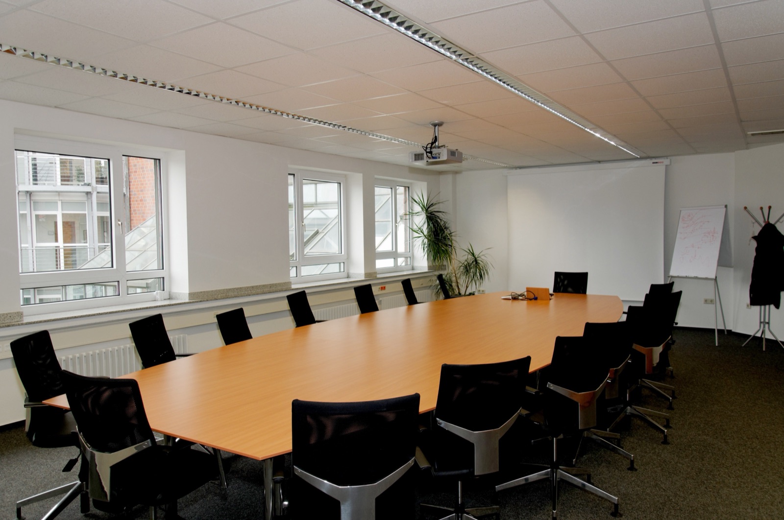 Reference photograph — joergelman conference room